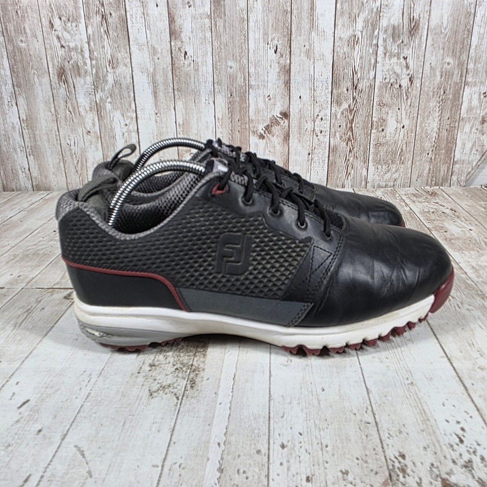 FootJoy Contour Series Mens 9 Wide Black Leather Spiked Golf Shoes 54098